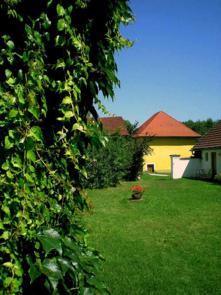 Hotel Skorianzhof Eberndorf Zewnętrze zdjęcie
